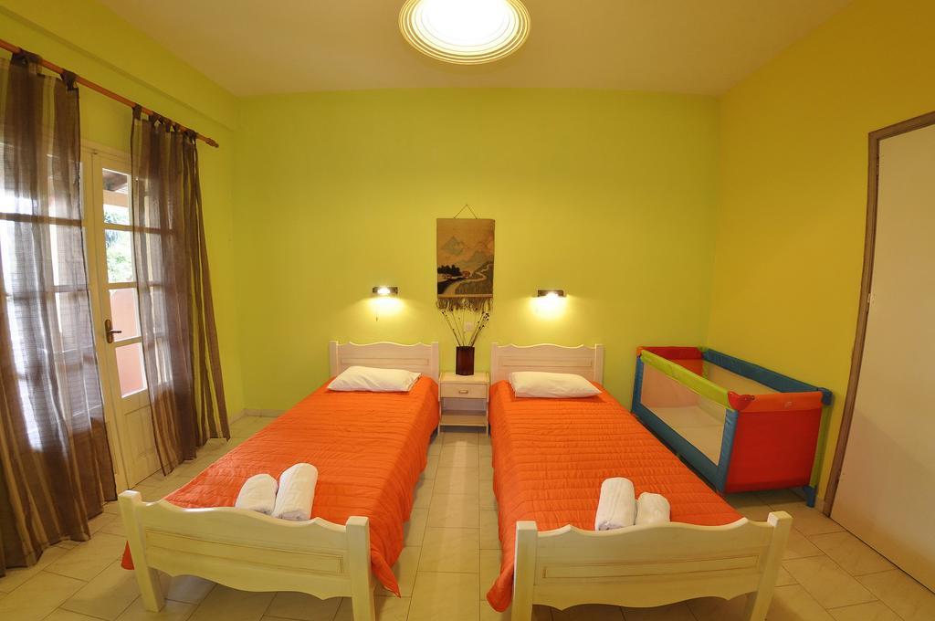 דאסיה Villa Toula חדר תמונה